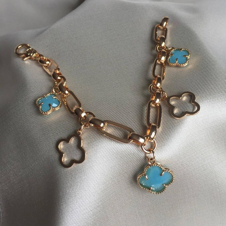 Aquamarine taş yonca vıp bileklik