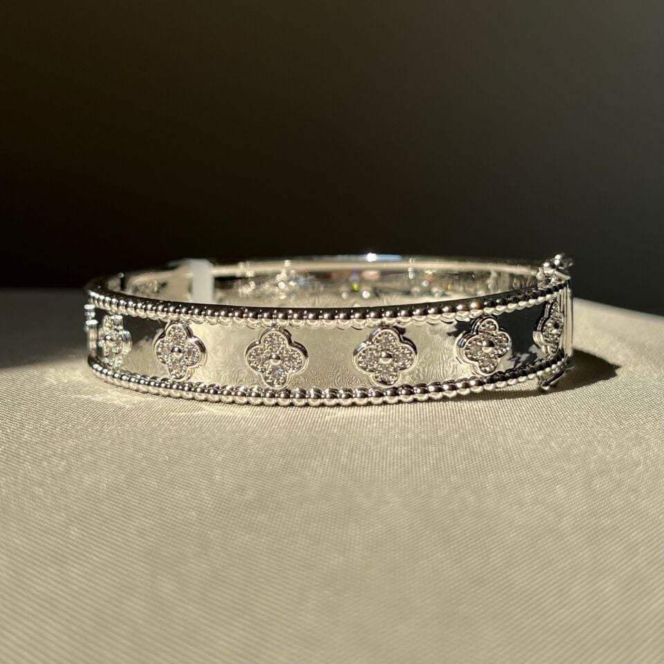 Pırlanta işçiliği vıp kelepçe