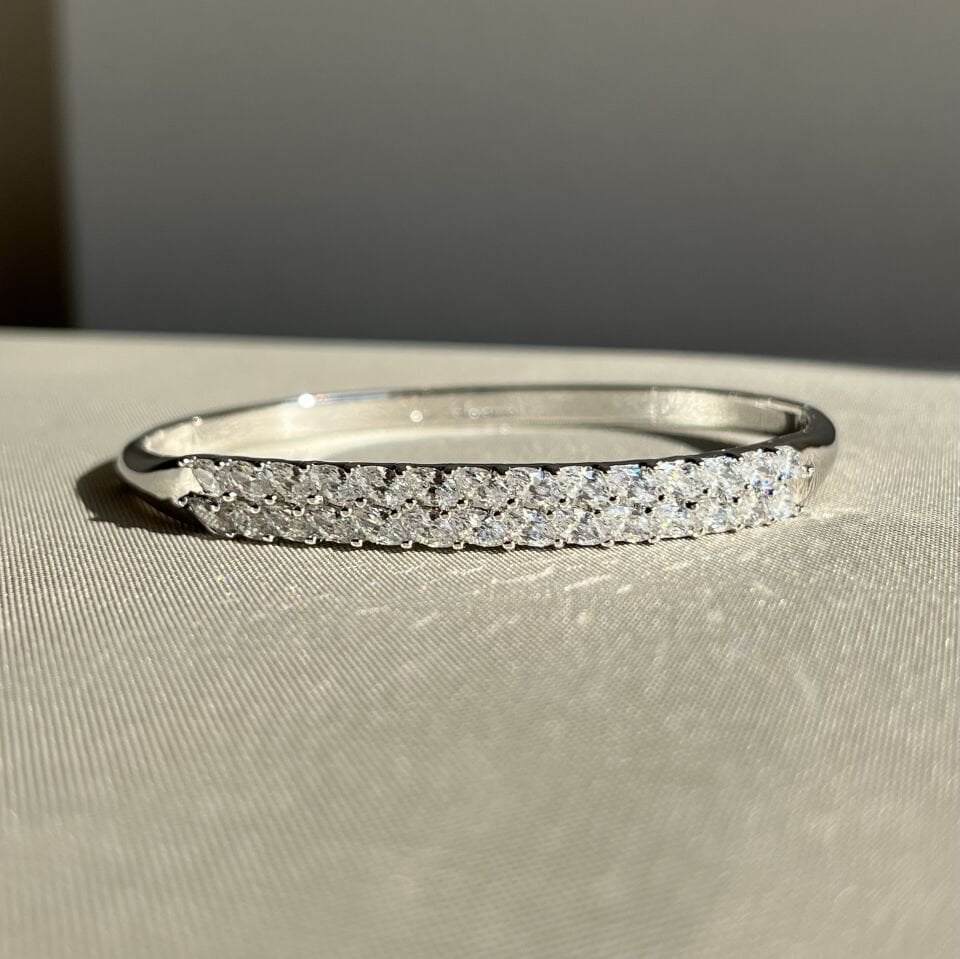 Oval pırlanta montür xuping kelepçe