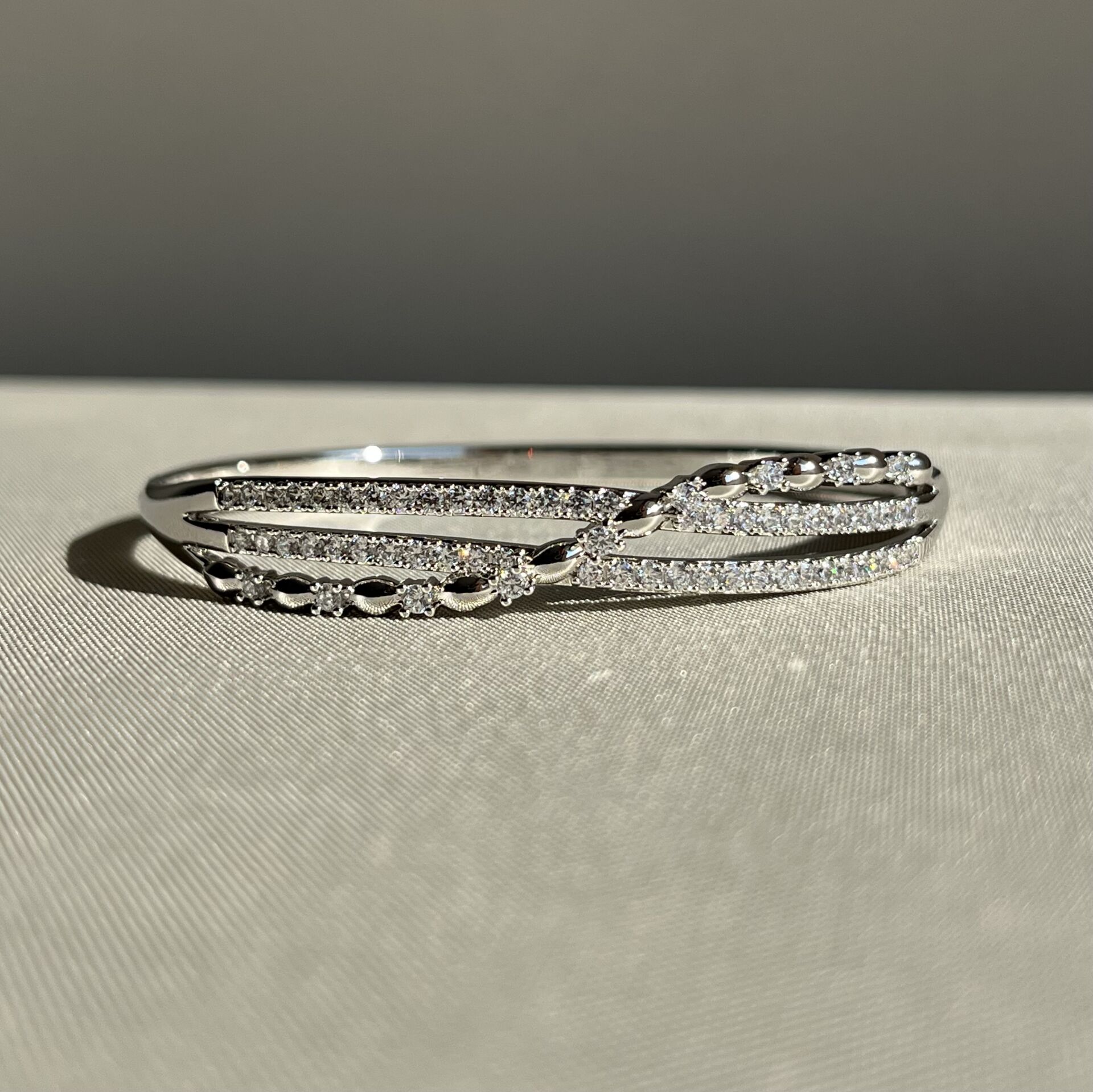 Pırlanta montür suyolu xuping kelepçe