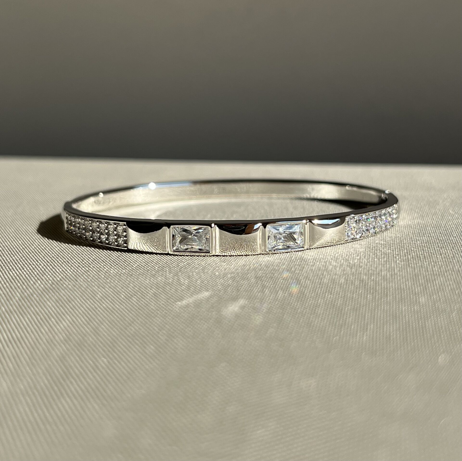 Baget pırlanta montür xuping kelepçe