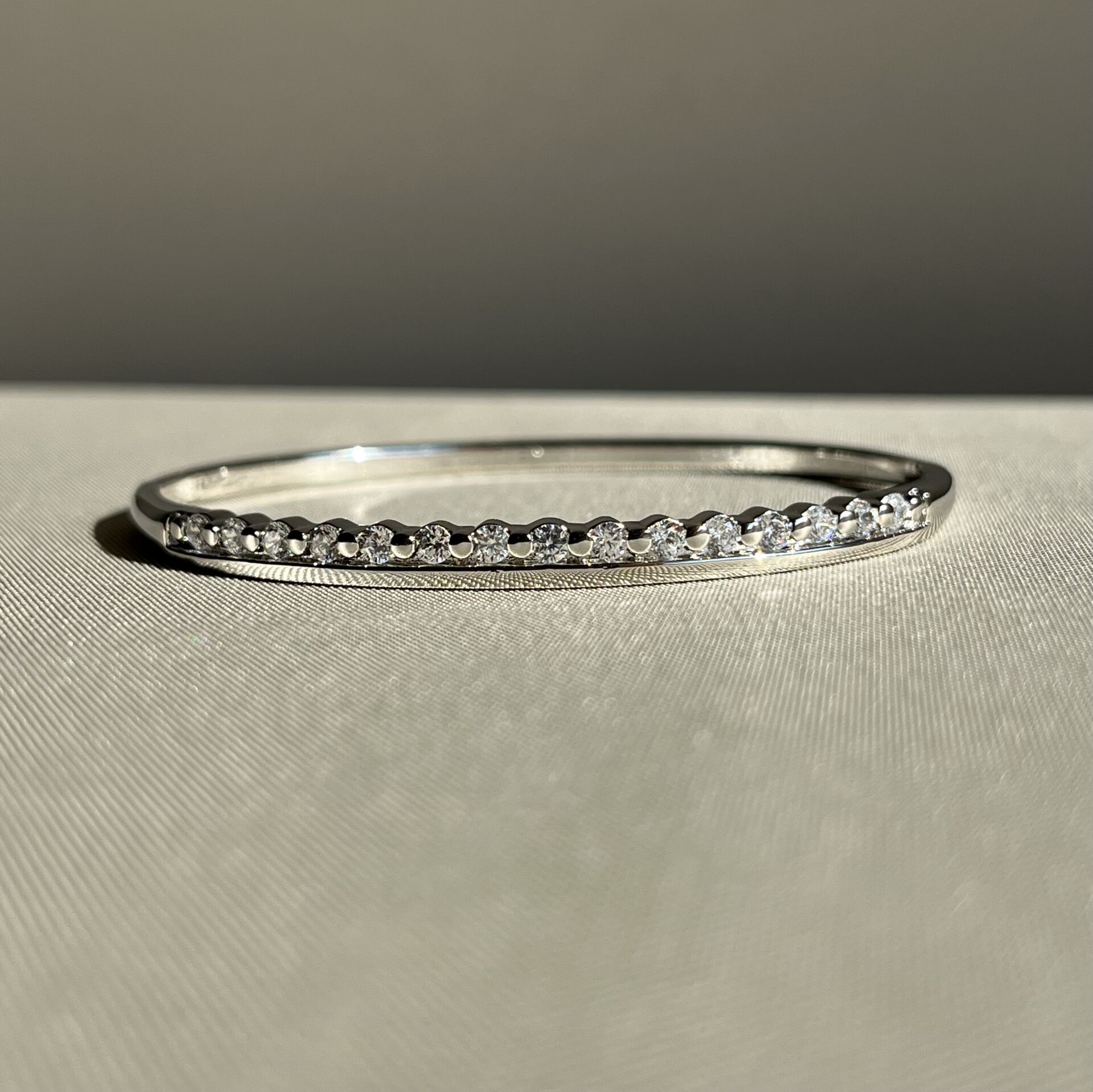 Pırlanta montür suyolu xuping kelepçe