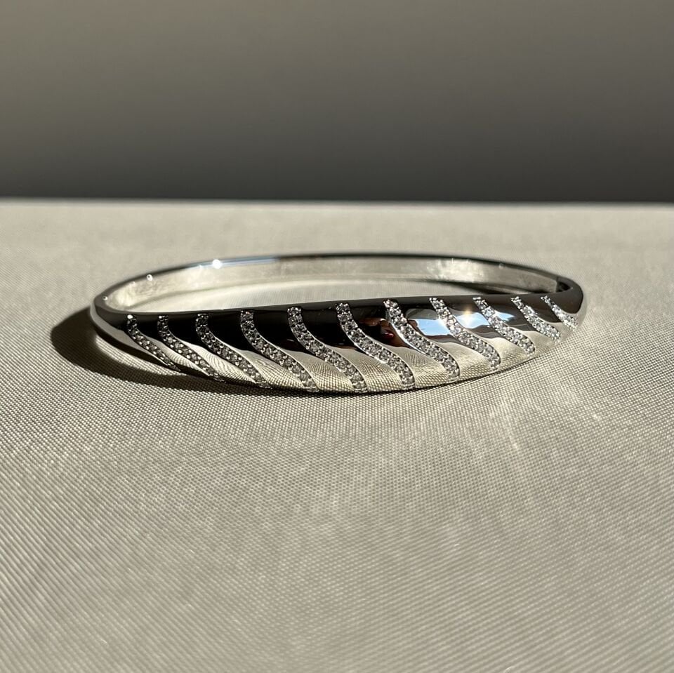 Pırlanta işçiliği xuping kelepçe