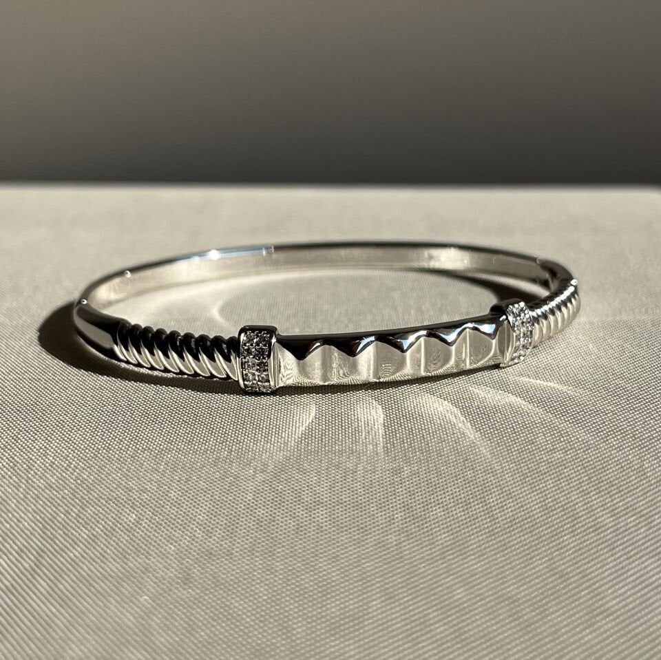 Pırlanta işçiliği xuping kelepçe