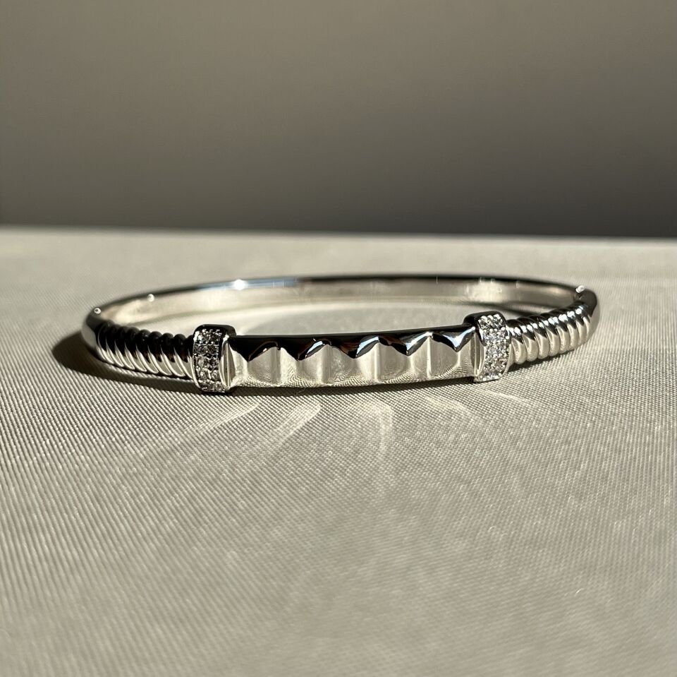 Pırlanta işçiliği xuping kelepçe