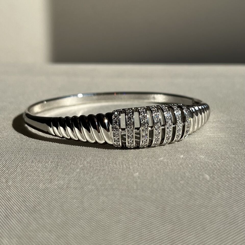 Pırlanta işçiliği xuping kelepçe