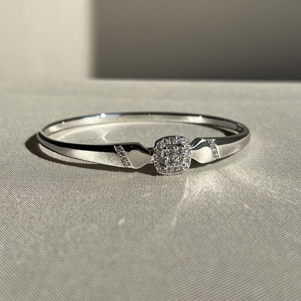 Pırlanta işçiliği xuping kelepçe