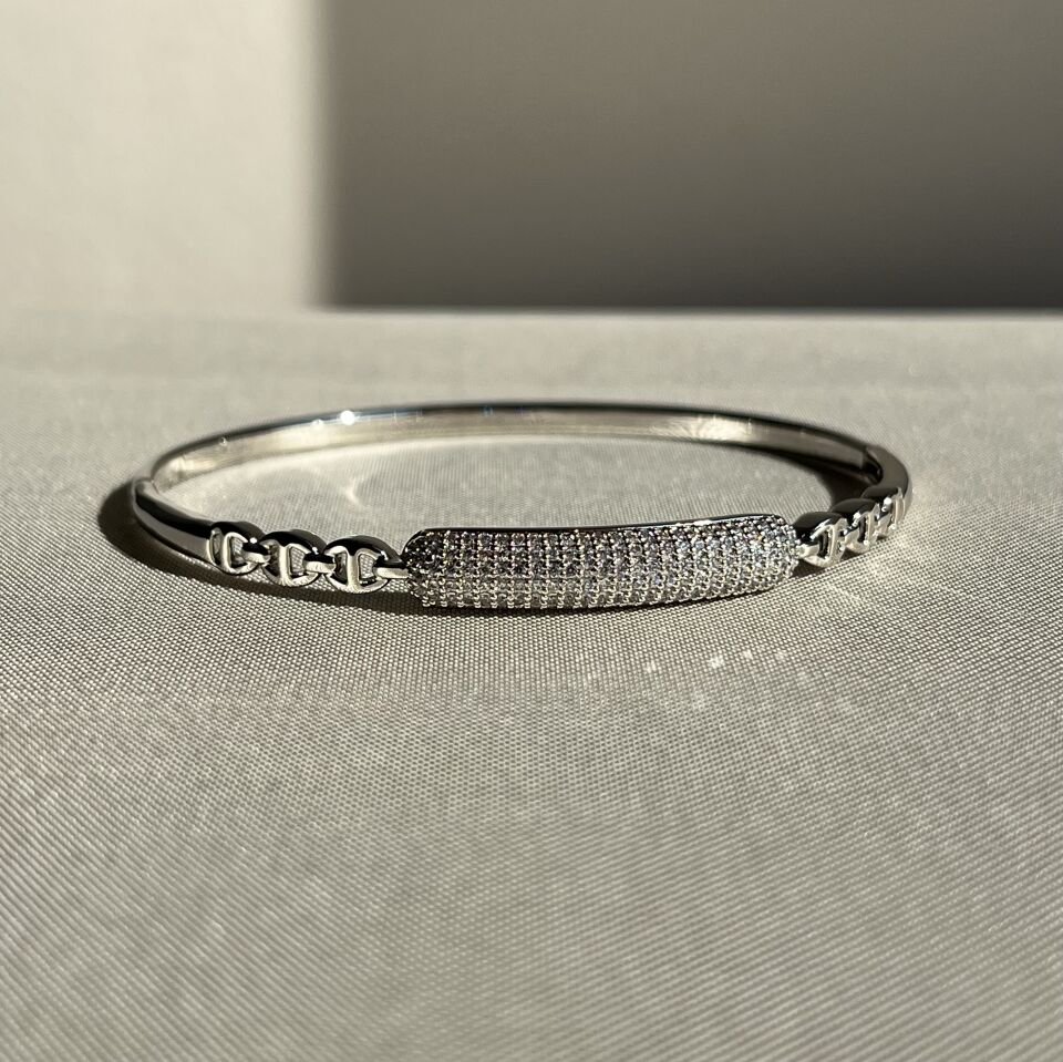 Pırlanta işçiliği xuping kelepçe