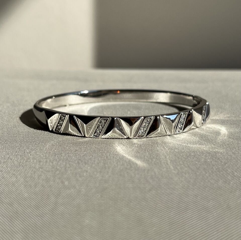 Pırlanta işçiliği xuping kelepçe