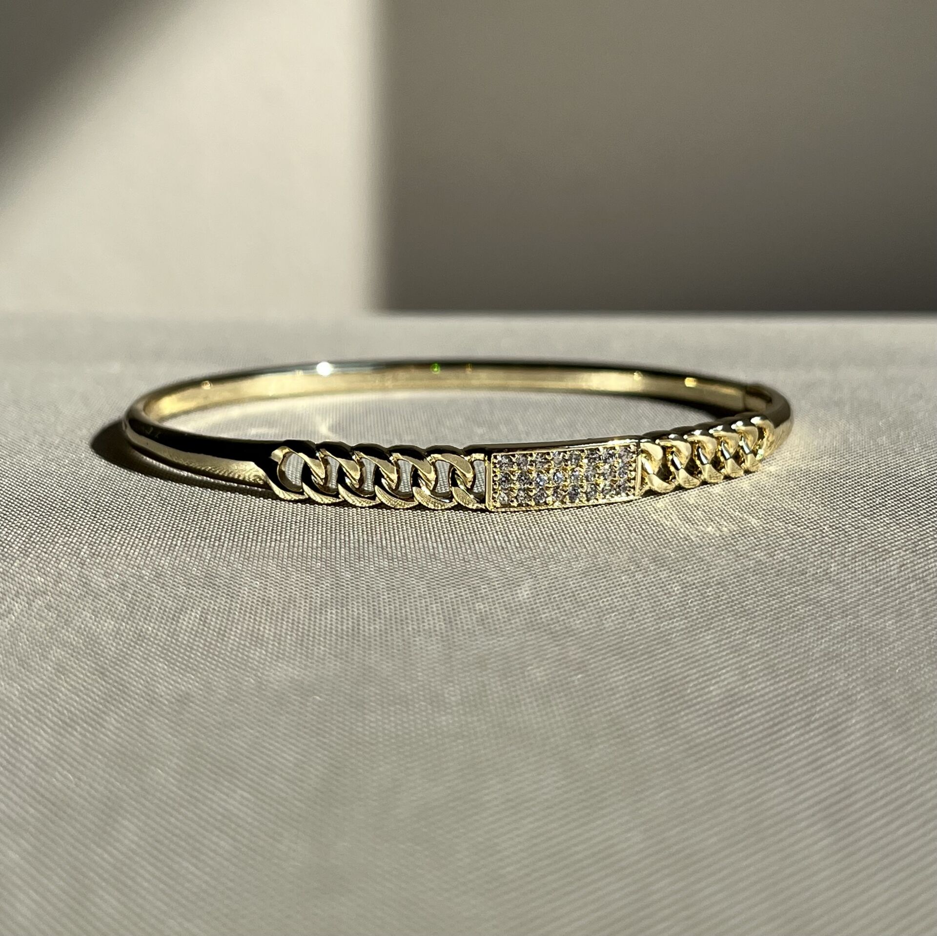 Pırlanta montür xuping kelepçe