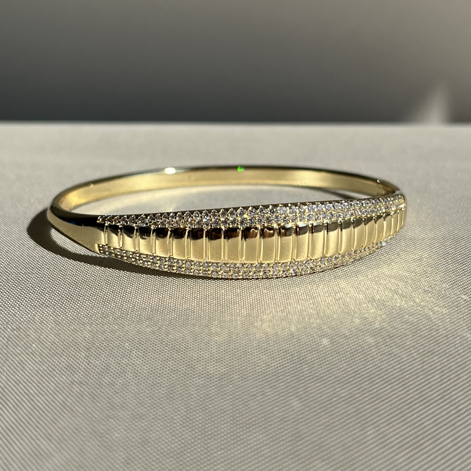 Pırlanta montür xuping kelepçe