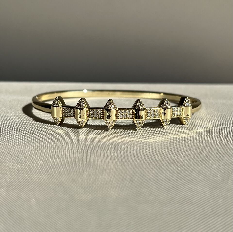 Pırlanta işçiliği xuping kelepçe