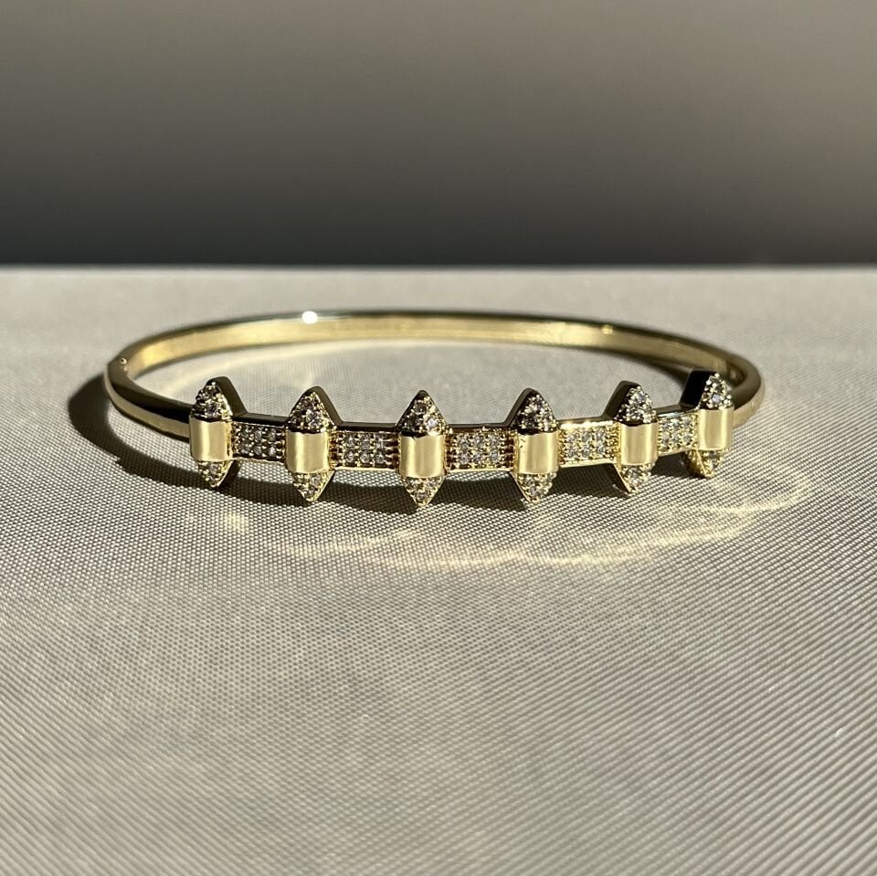 Pırlanta işçiliği xuping kelepçe