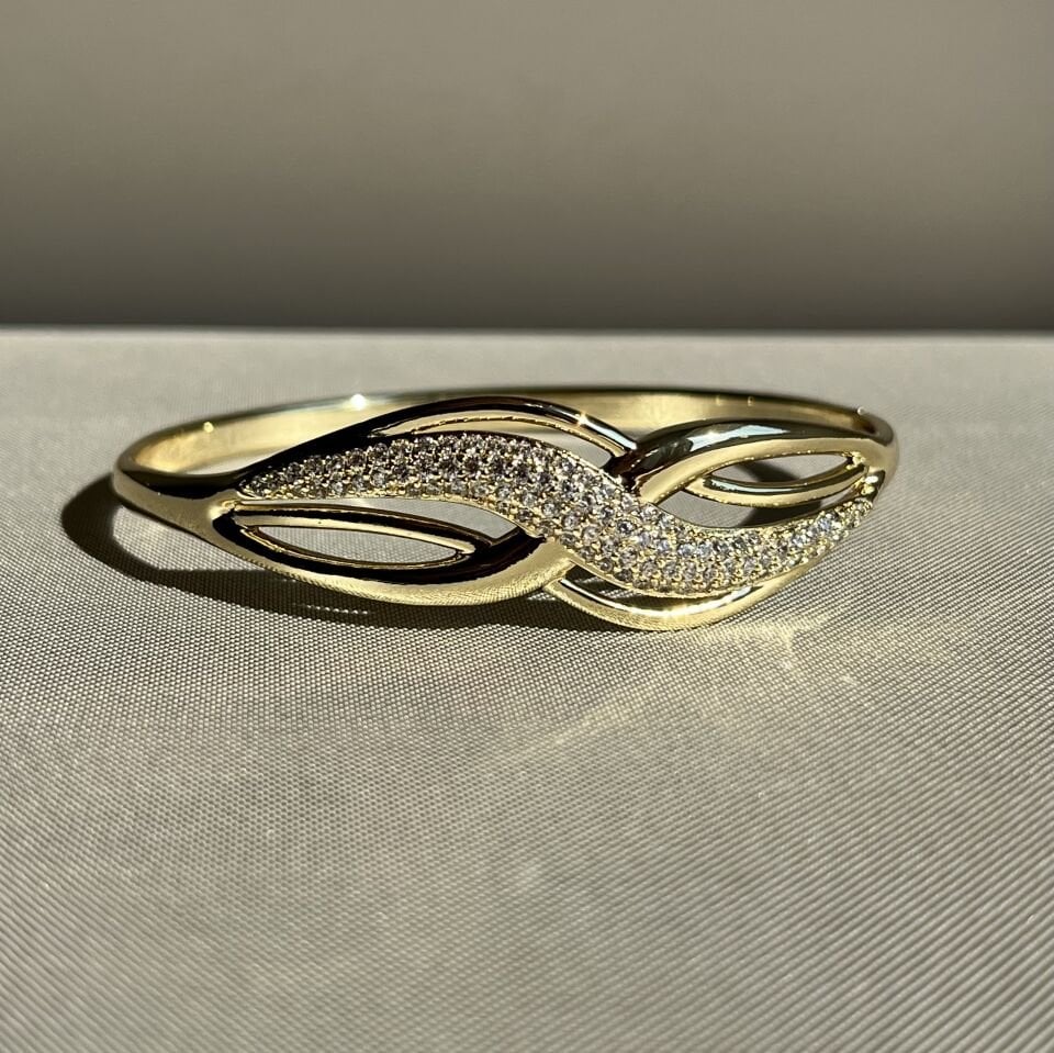 Pırlanta işçiliği xuping kelepçe