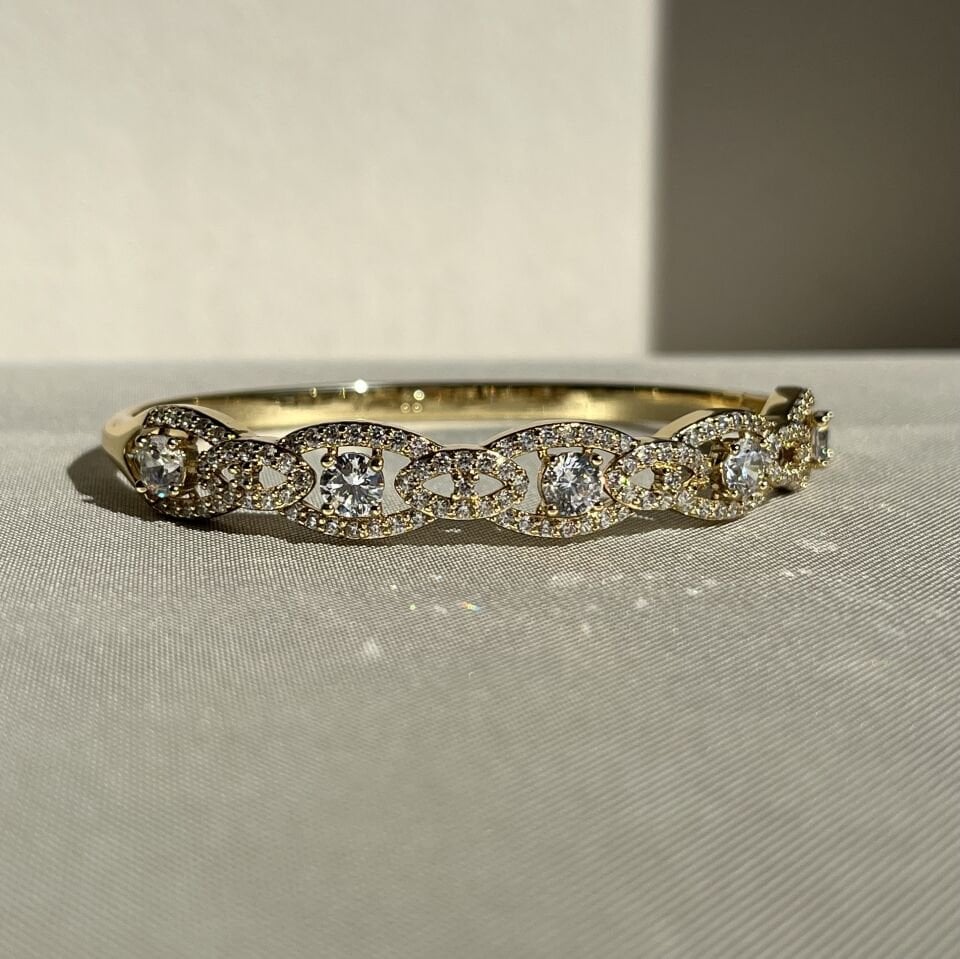 Pırlanta işçiliği xuping kelepçe