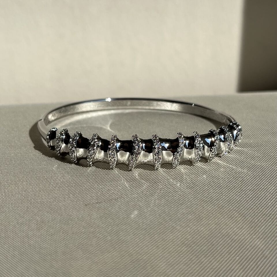 Pırlanta işçiliği xuping kelepçe