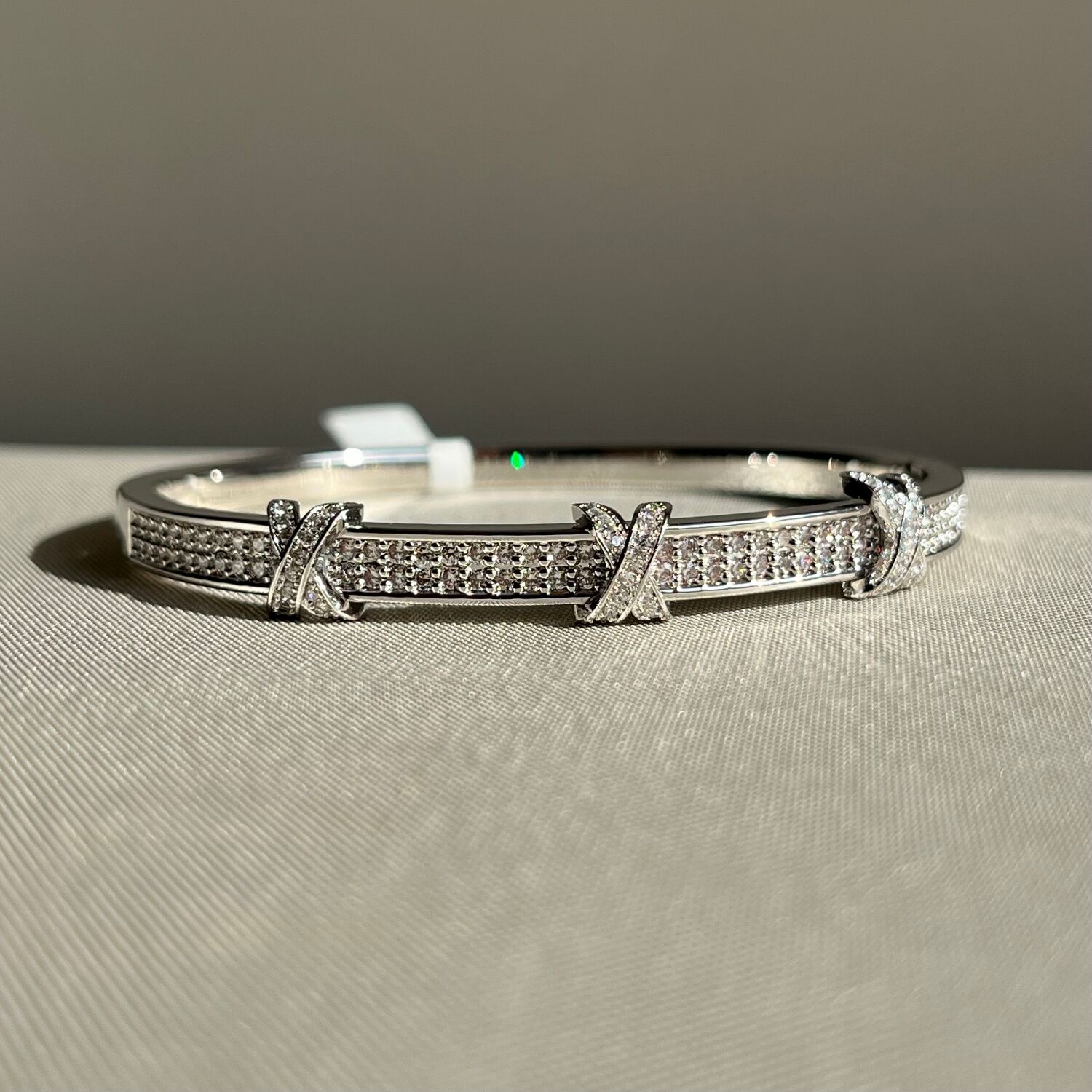 Pırlanta işçiliği tasarım vıp kelepçe