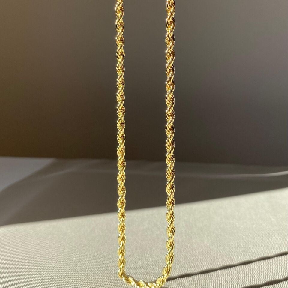 Altın işçiliği burgu xuping kolye