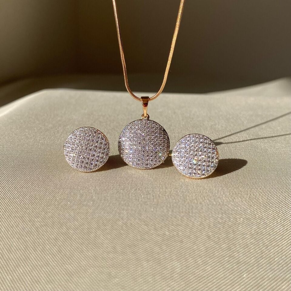 Pırlanta işçiliği kolye küpe xuping set