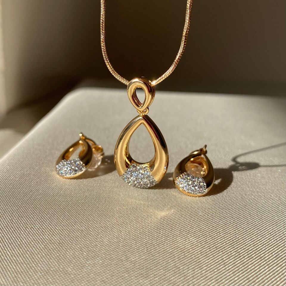 Pırlanta işçiliği kolye küpe xuping set