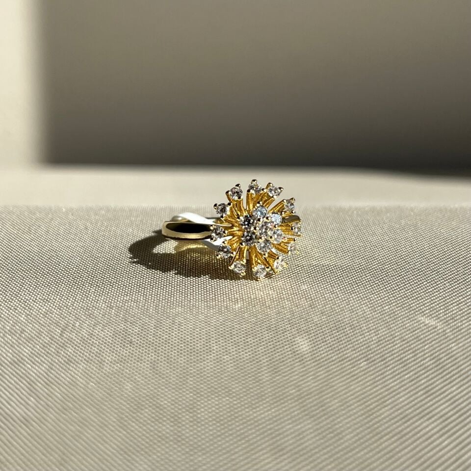 Pırlanta işçiliği çiçek xuping yüzük