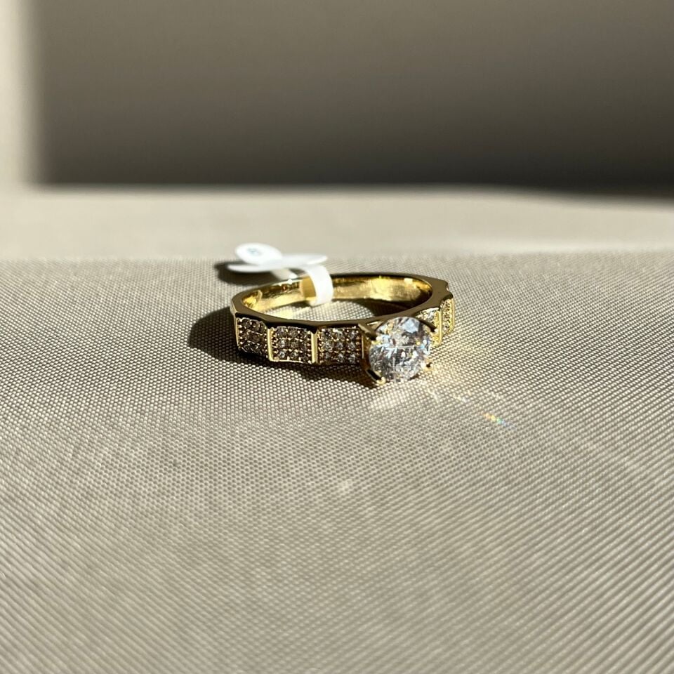 Pırlanta işçiliği xuping yüzük