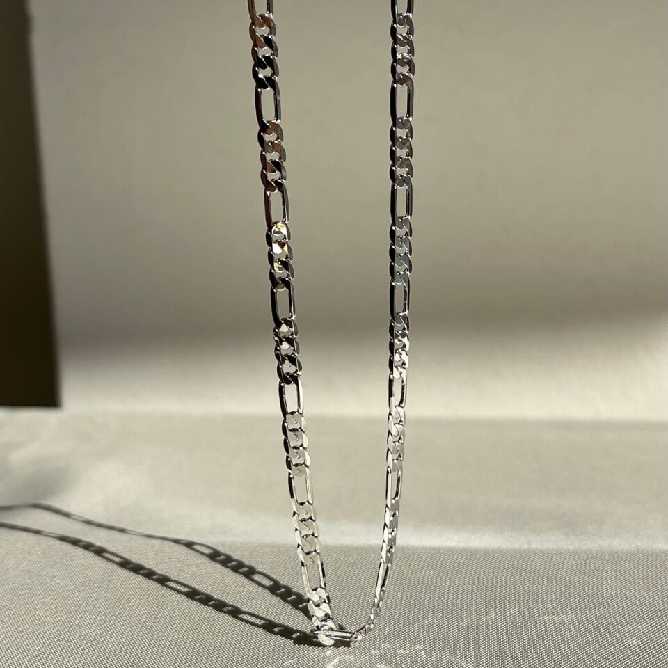 Altın işçiliği figaro model xuping kolye