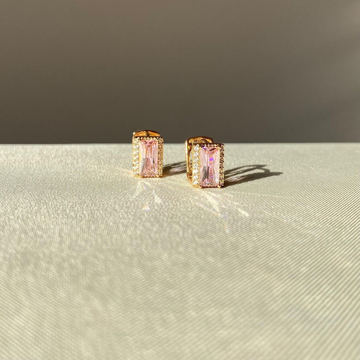 Pembe pırlanta montür xuping küpe