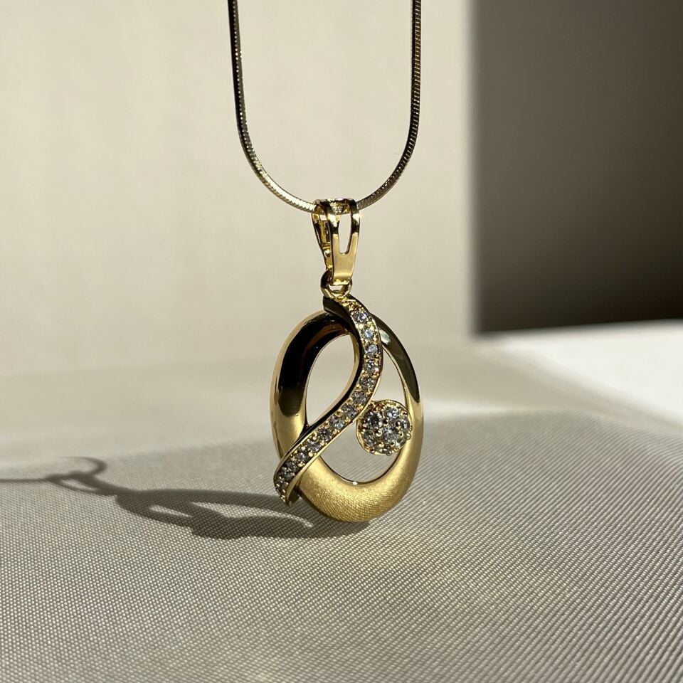 Pırlanta işçiliği tasarım xuping kolye