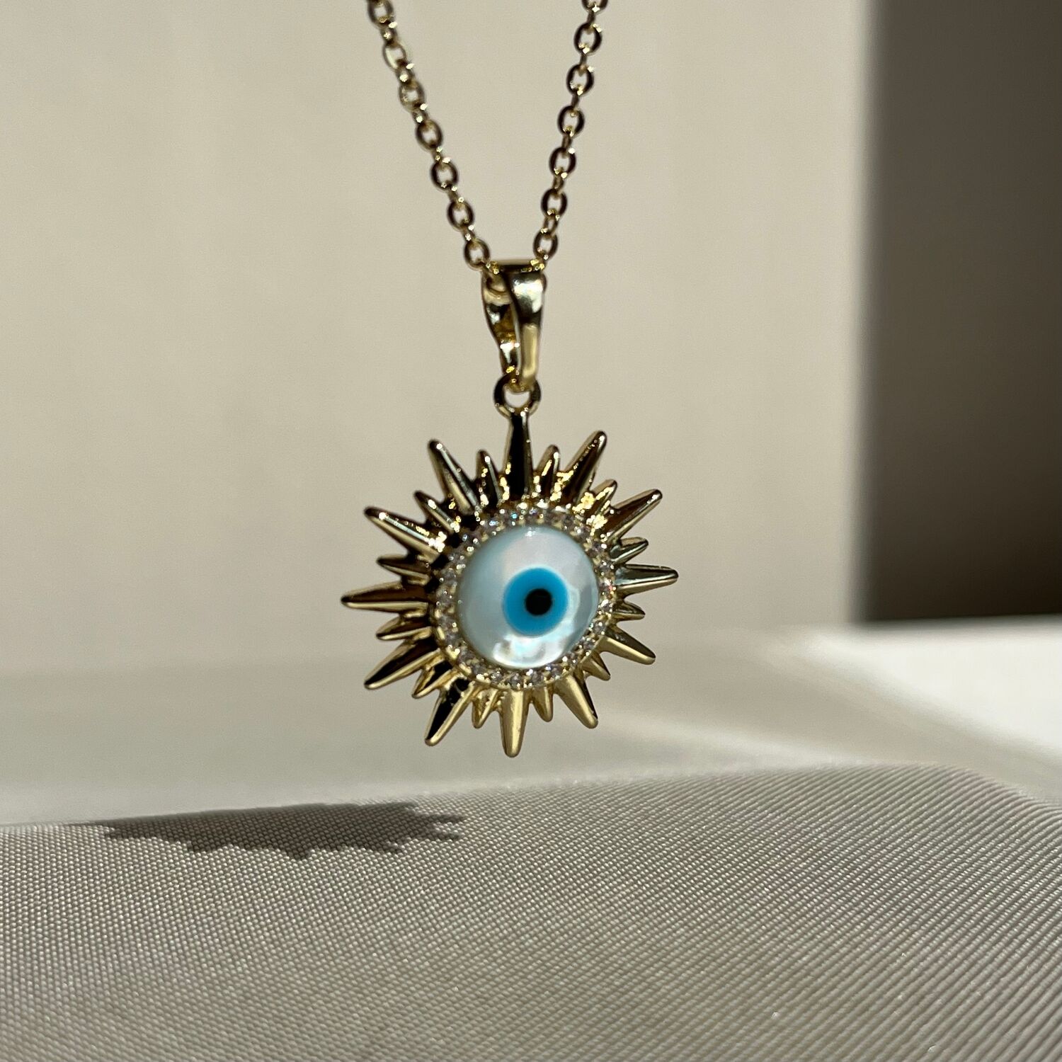 Pırlanta işçiliği yıldız göz xuping kolye