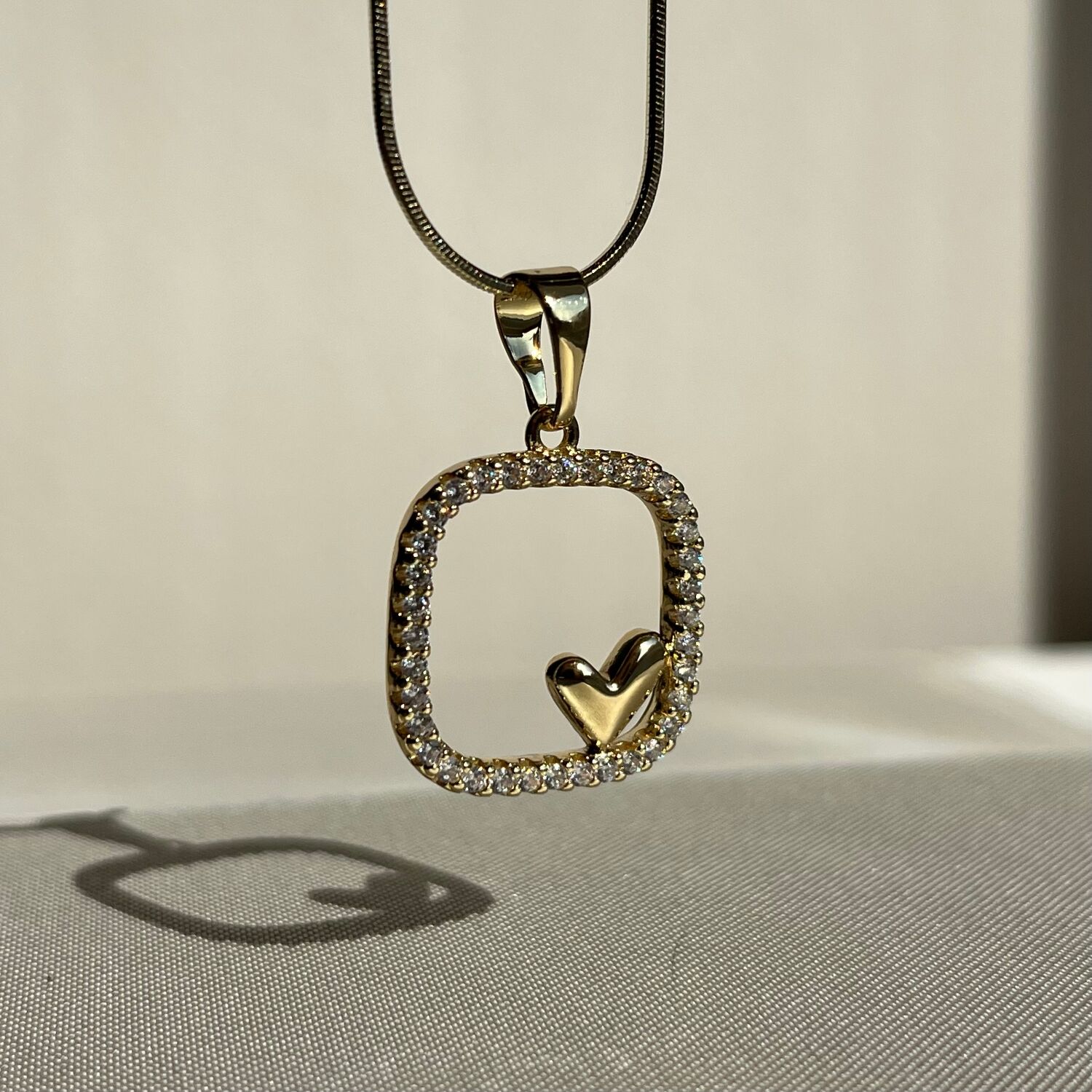 Pırlanta işçiliği kalp xuping kolye