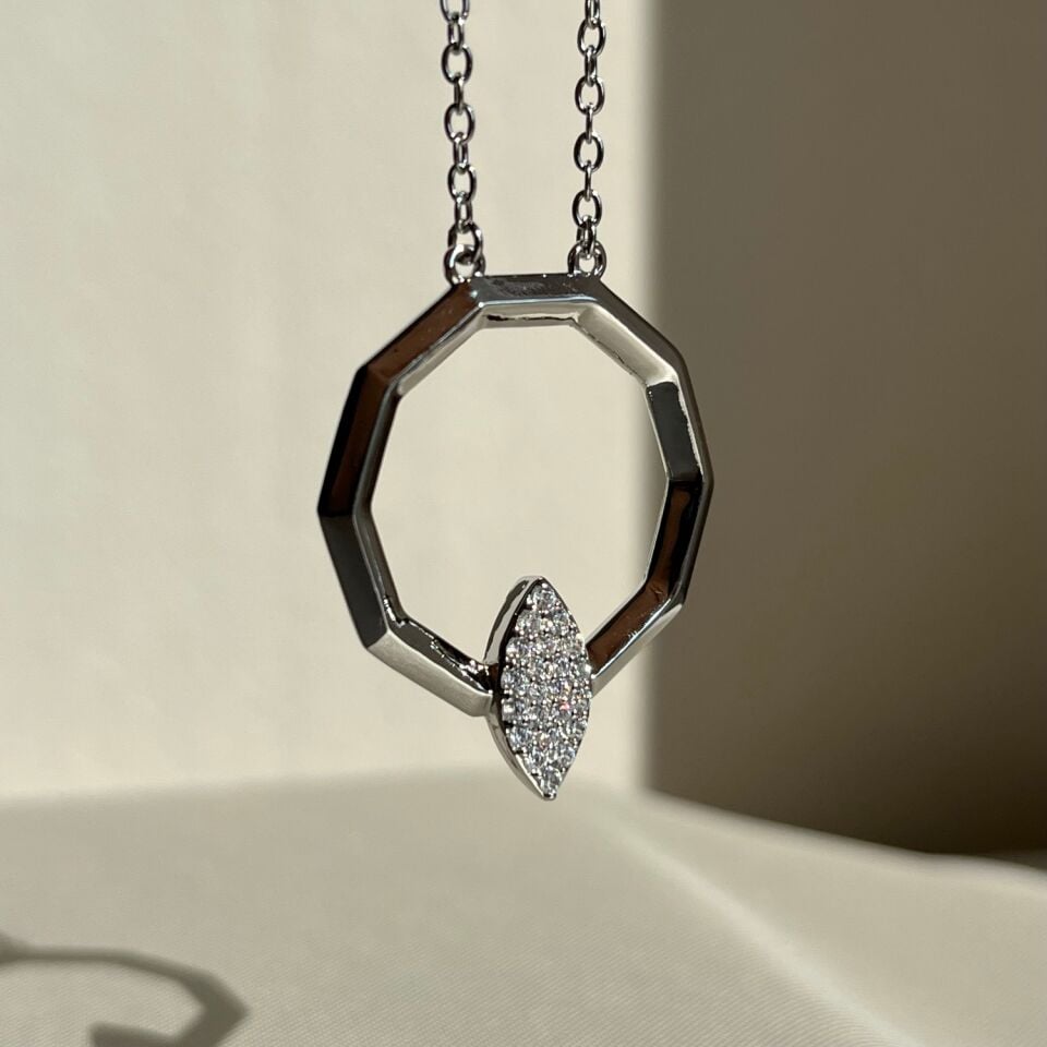 Markiz pırlanta montür xuping kolye