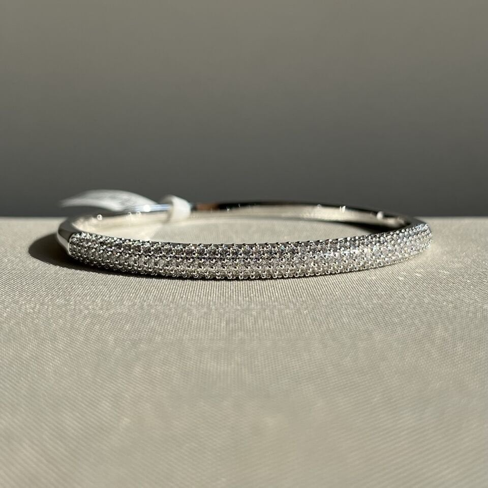 Pırlanta işçiliği yarım tur vıp kelepçe