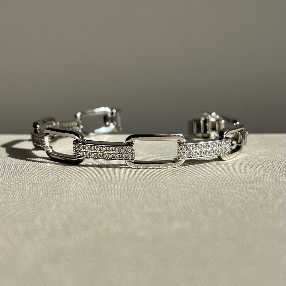 Pırlanta işçiliği geniş ataç xuping bileklik