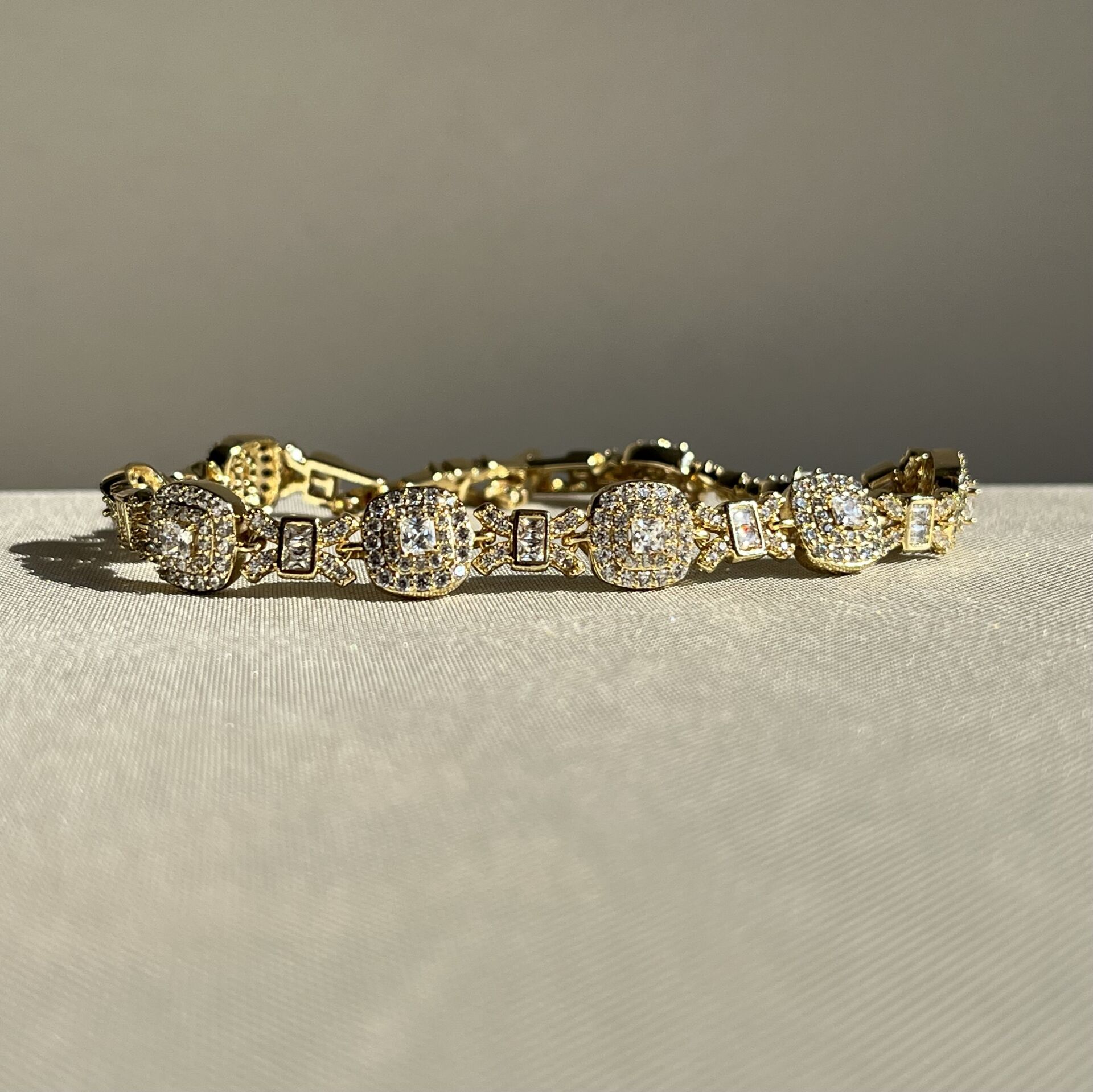 Prenses pırlanta işçiliği xuping bileklik