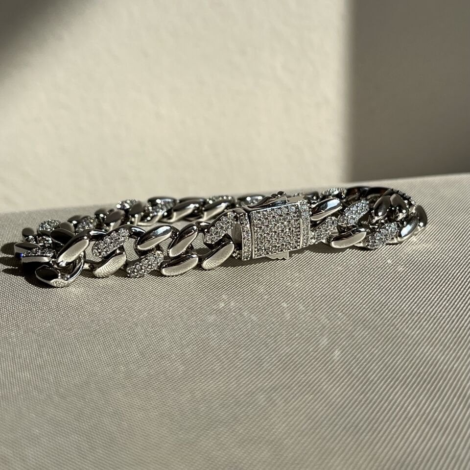 Pırlanta işçiliği kutu kilitli gurmet xuping bileklik