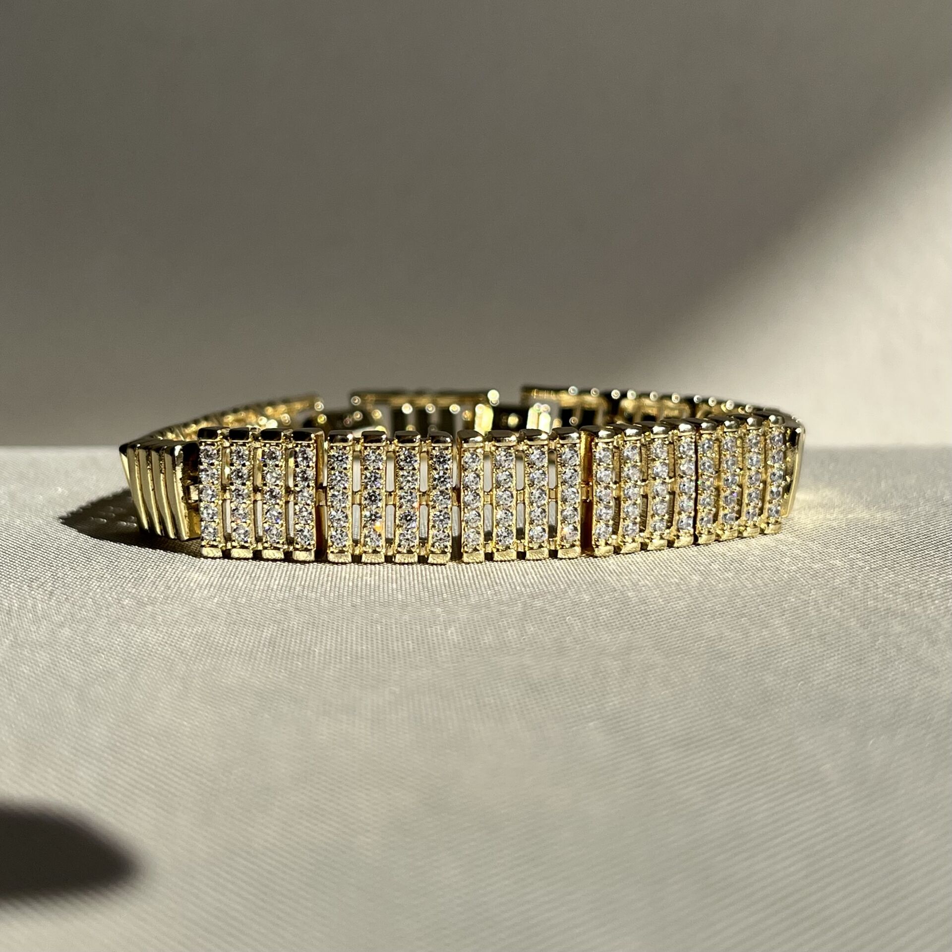 Pırlanta işçiliği xuping bileklik