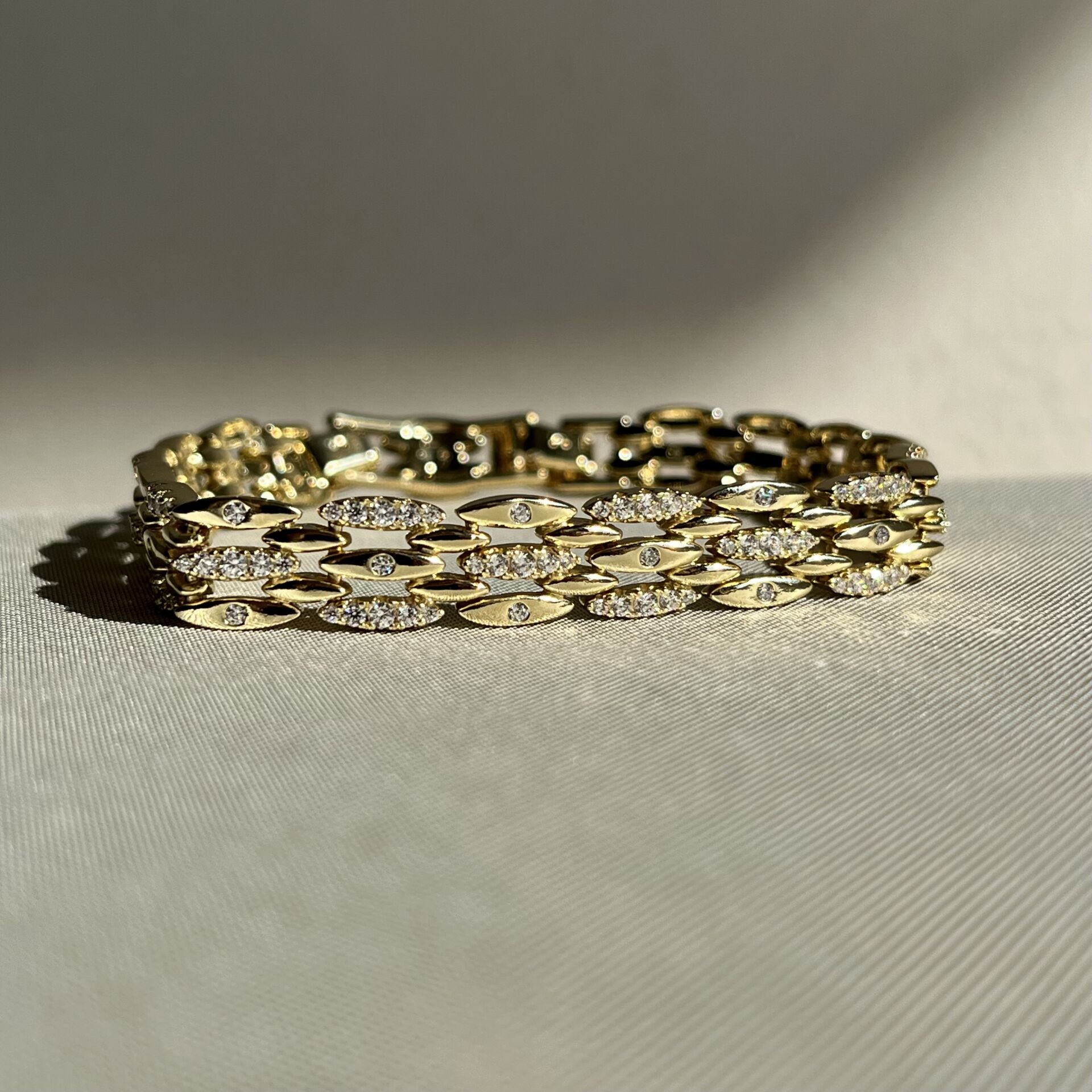 Pırlanta işçiliği xuping bileklik