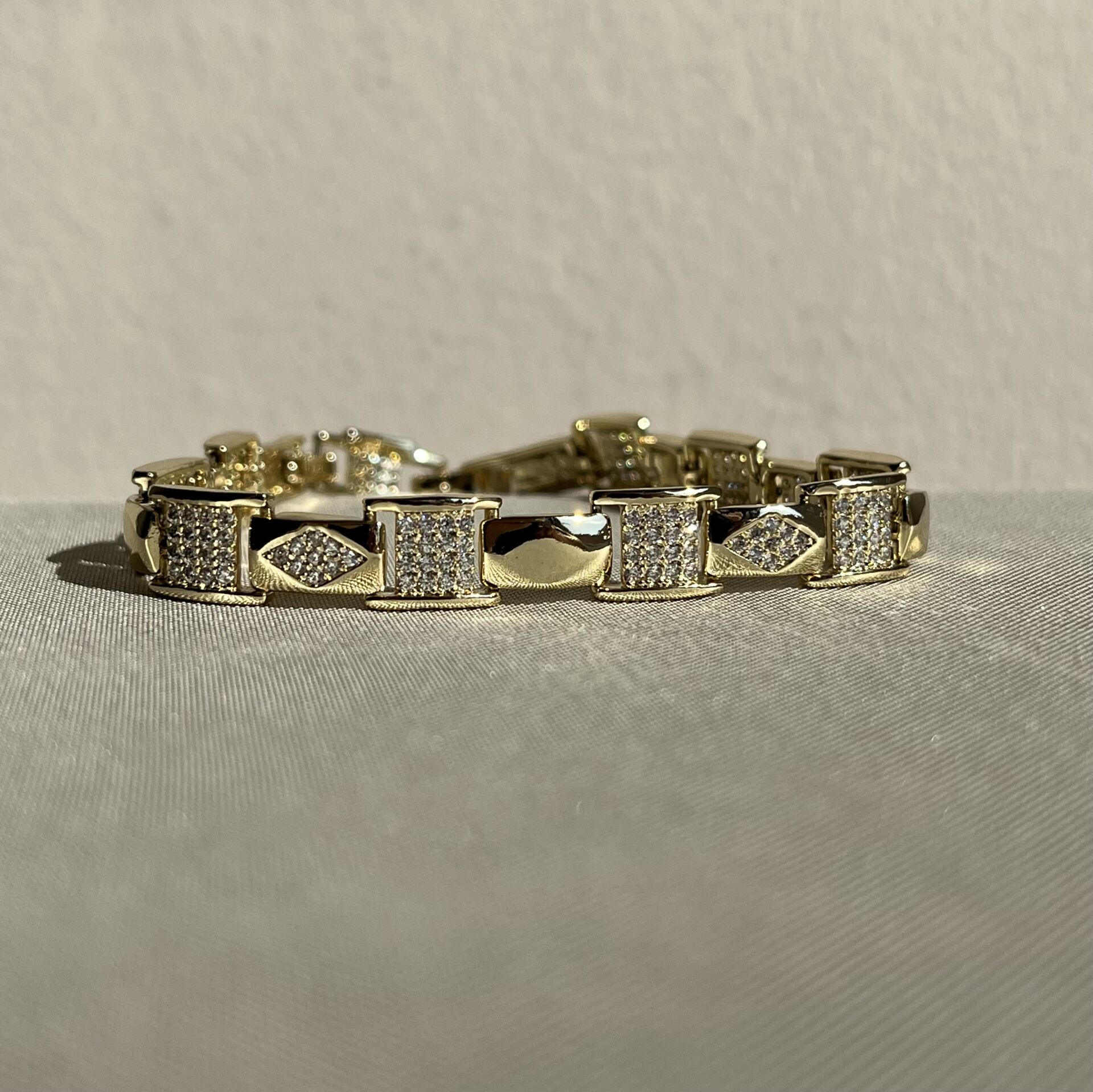 Pırlanta işçiliği xuping bileklik