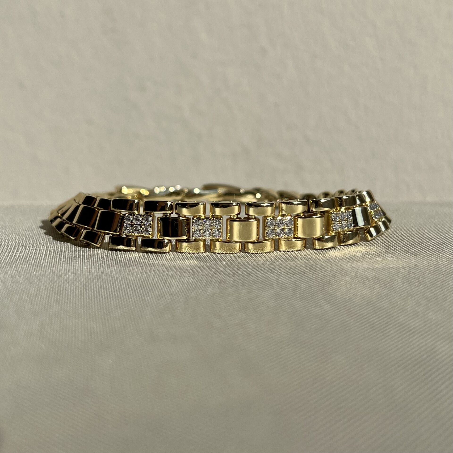 Pırlanta işçiliği xuping bileklik