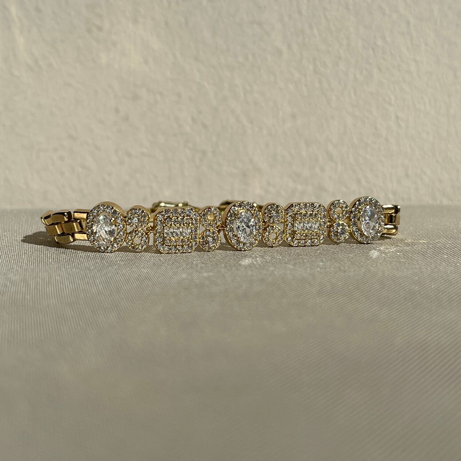 Oval baget pırlanta işçiliği xuping bileklik