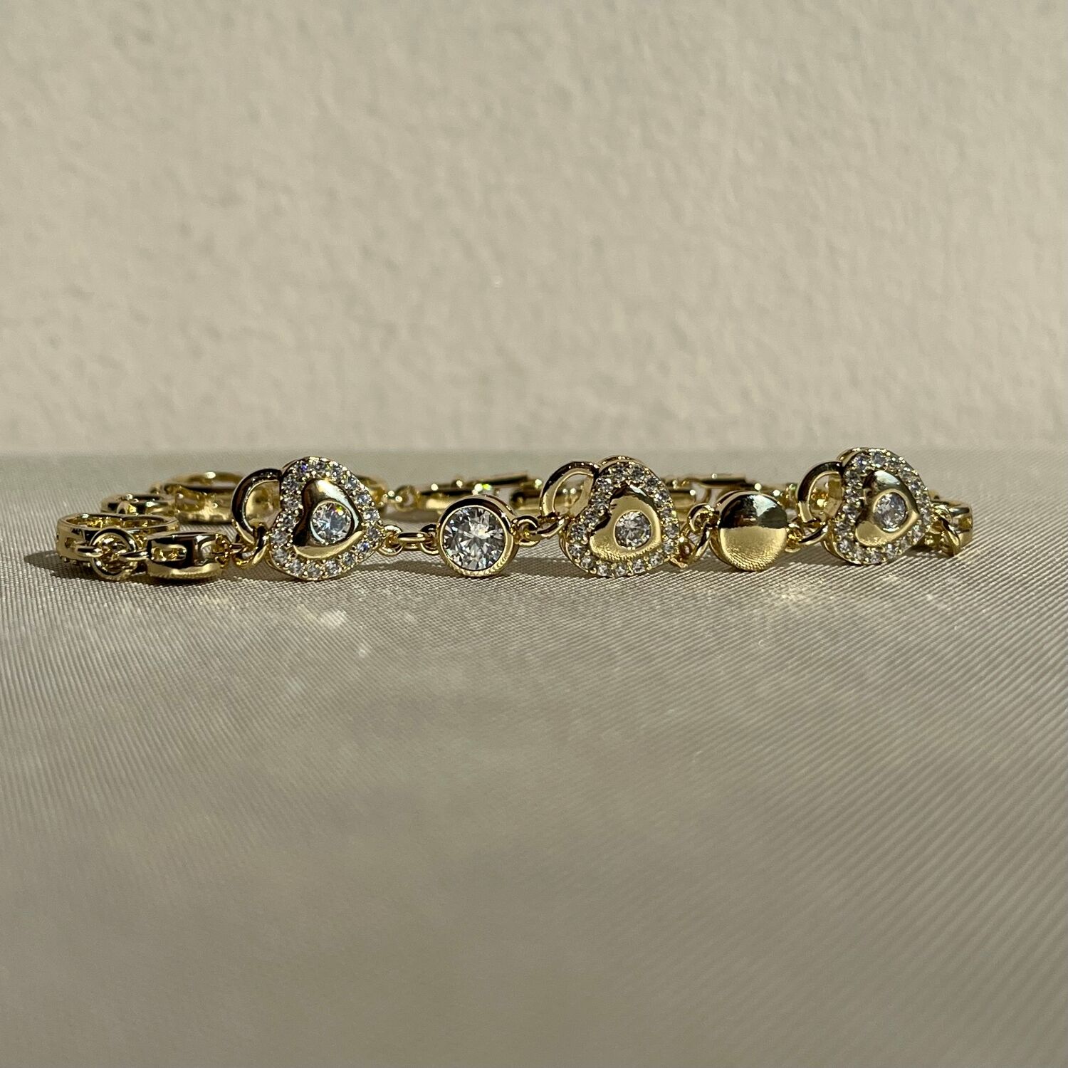 Pırlanta işçiliği kalp xuping bileklik