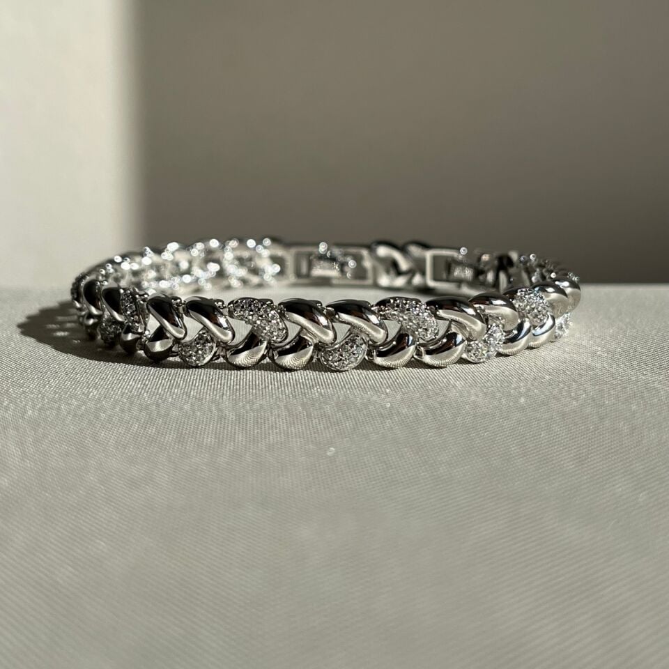 Pırlanta işçiliği sarmal xuping bileklik