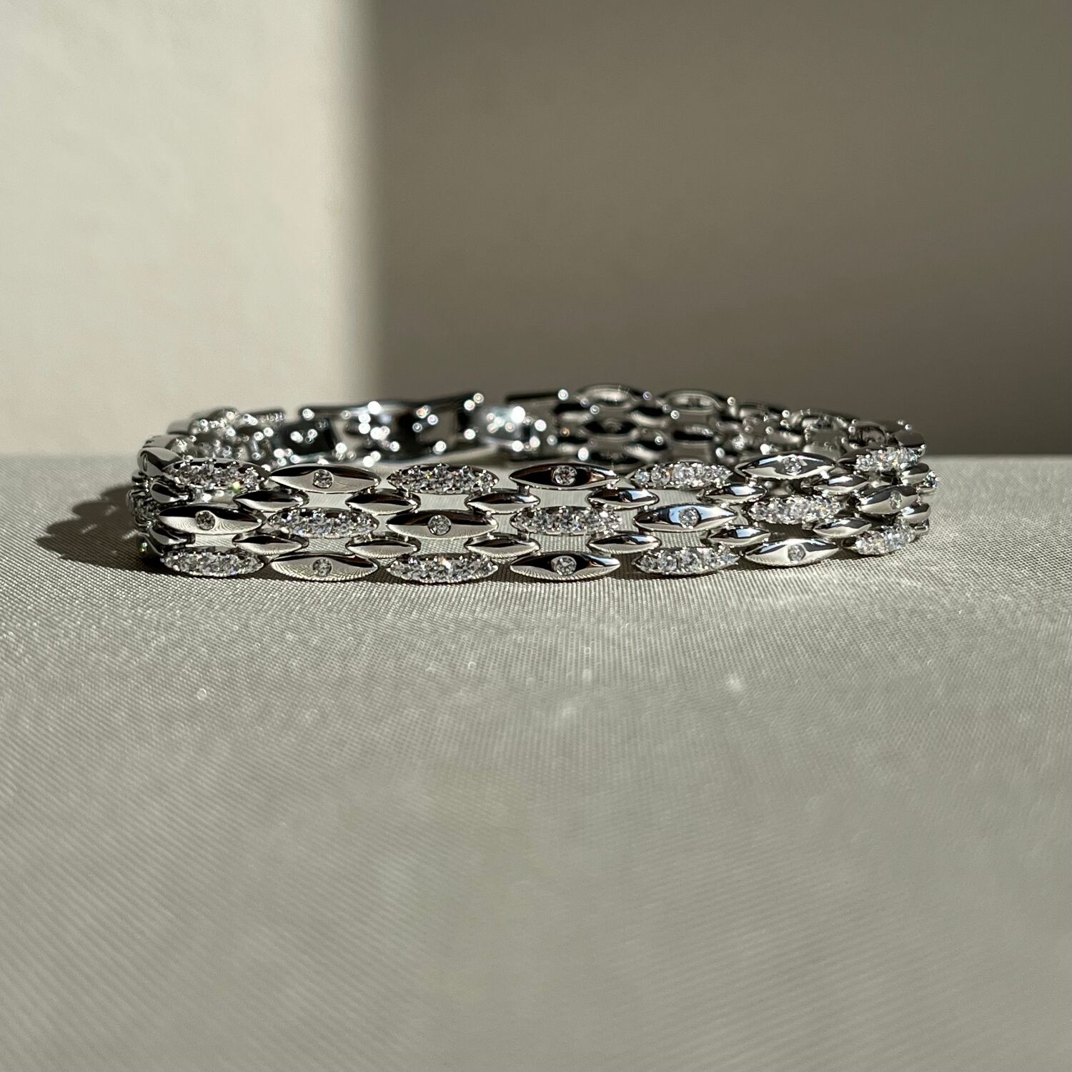 Pırlanta işçiliği xuping bileklik