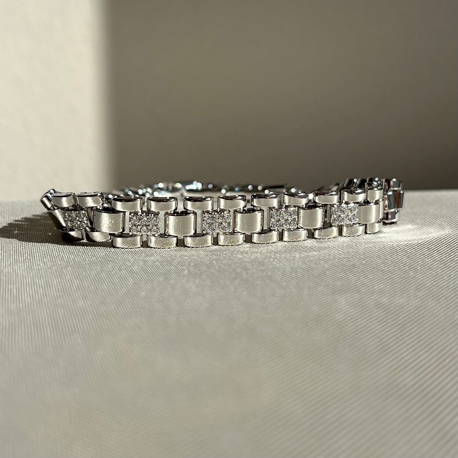 Yarımtur pırlanta işçiliği xuping bileklik