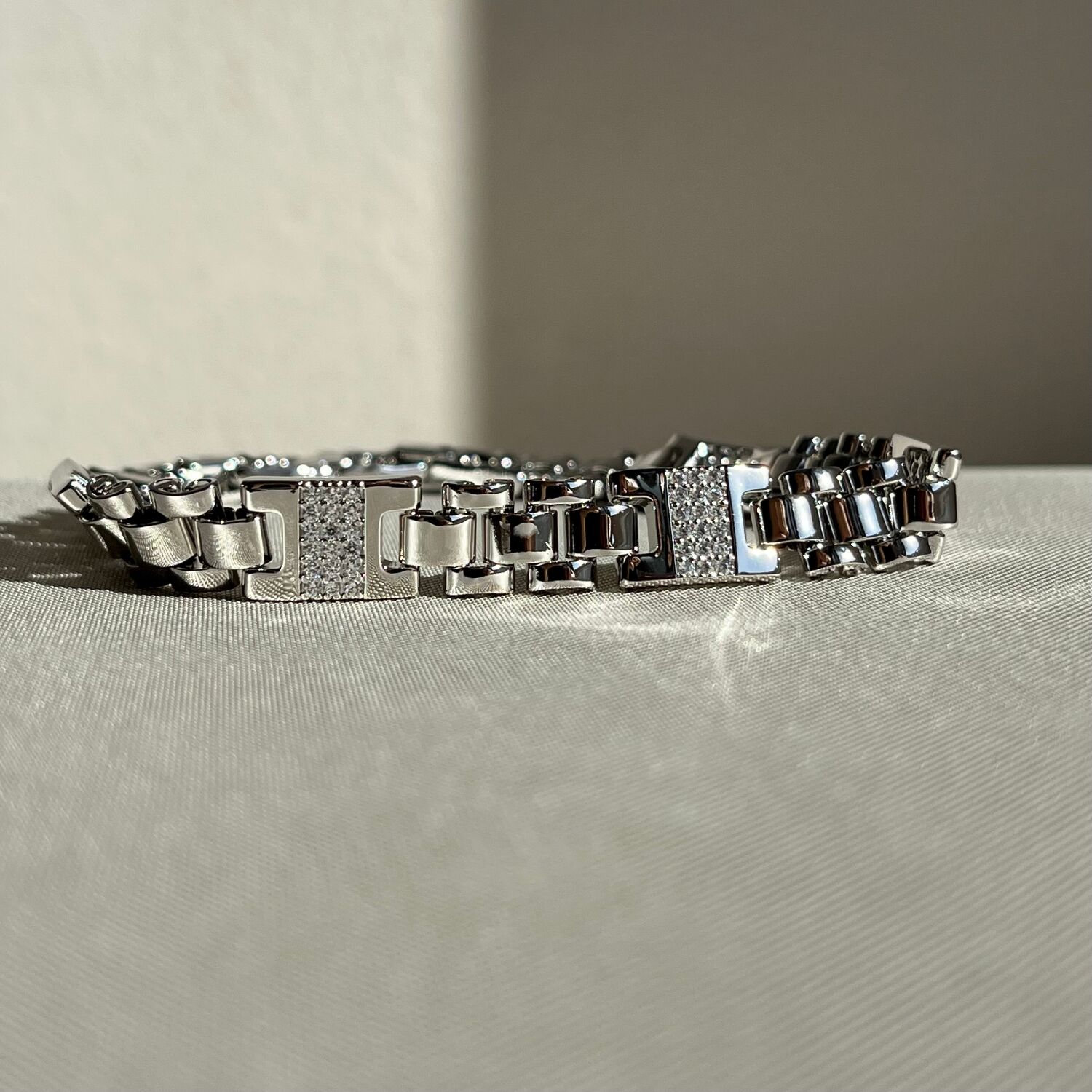 Pırlanta işçiliği xuping bileklik