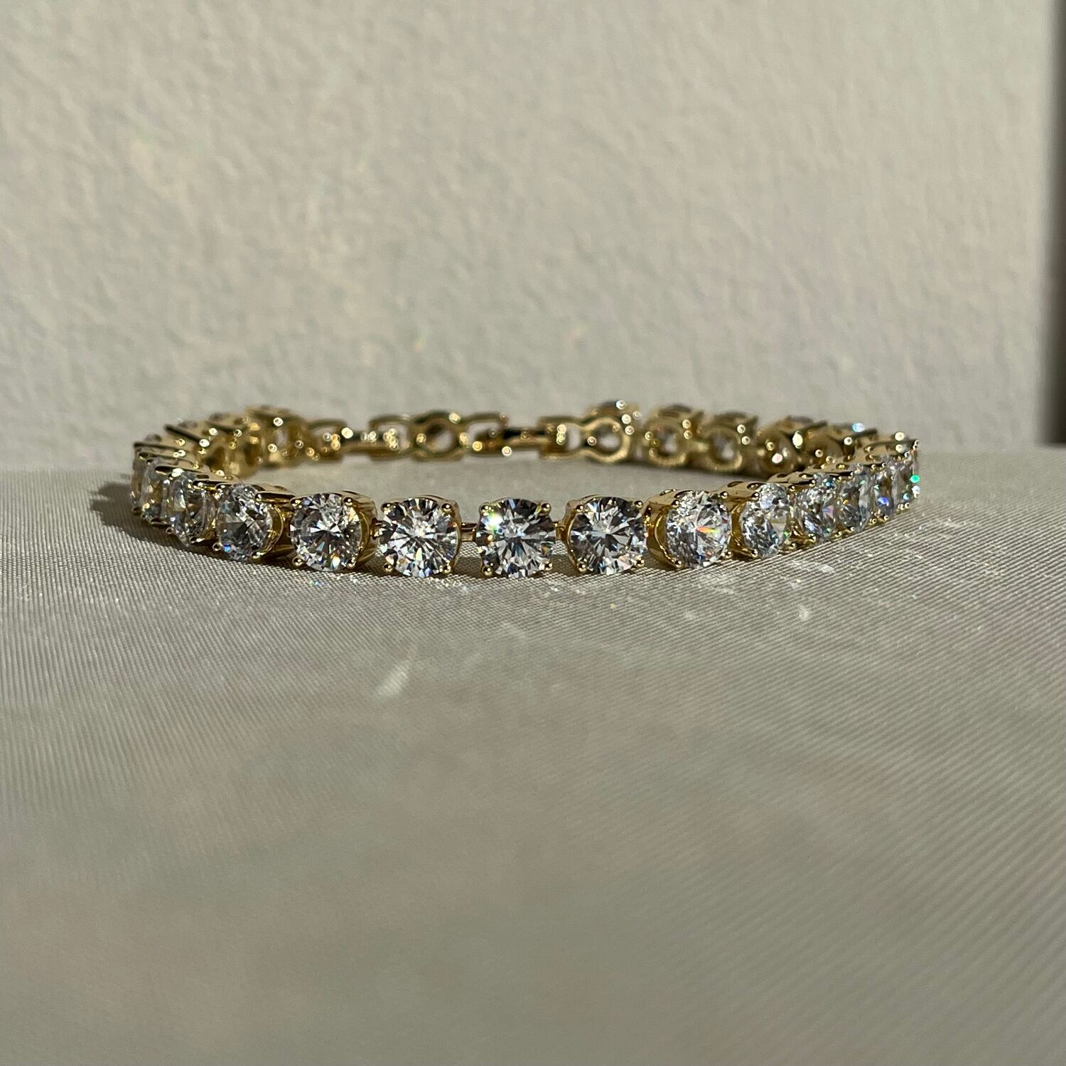 Suyolu pırlanta montür xuping bileklik