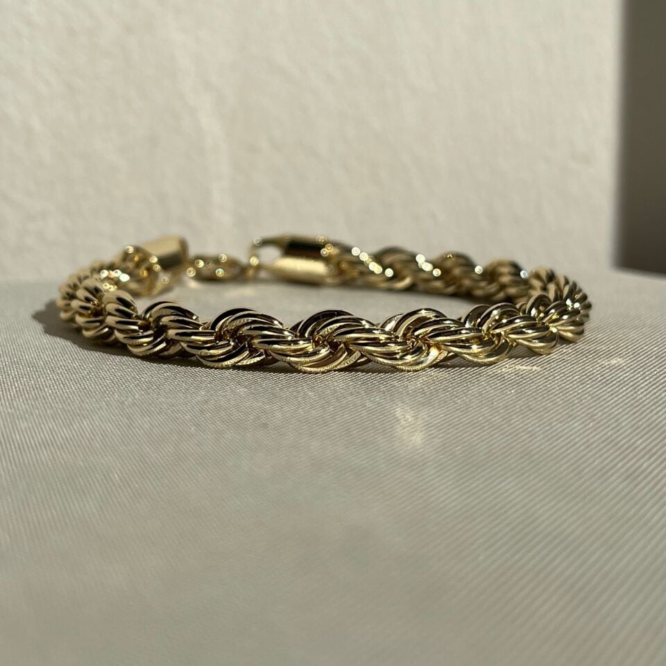 Altın işçiliği kalın burgu model xuping bileklik