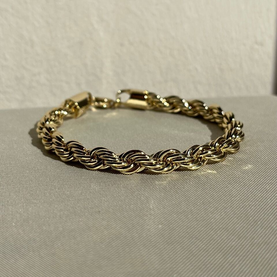 Altın işçiliği kalın burgu model xuping bileklik