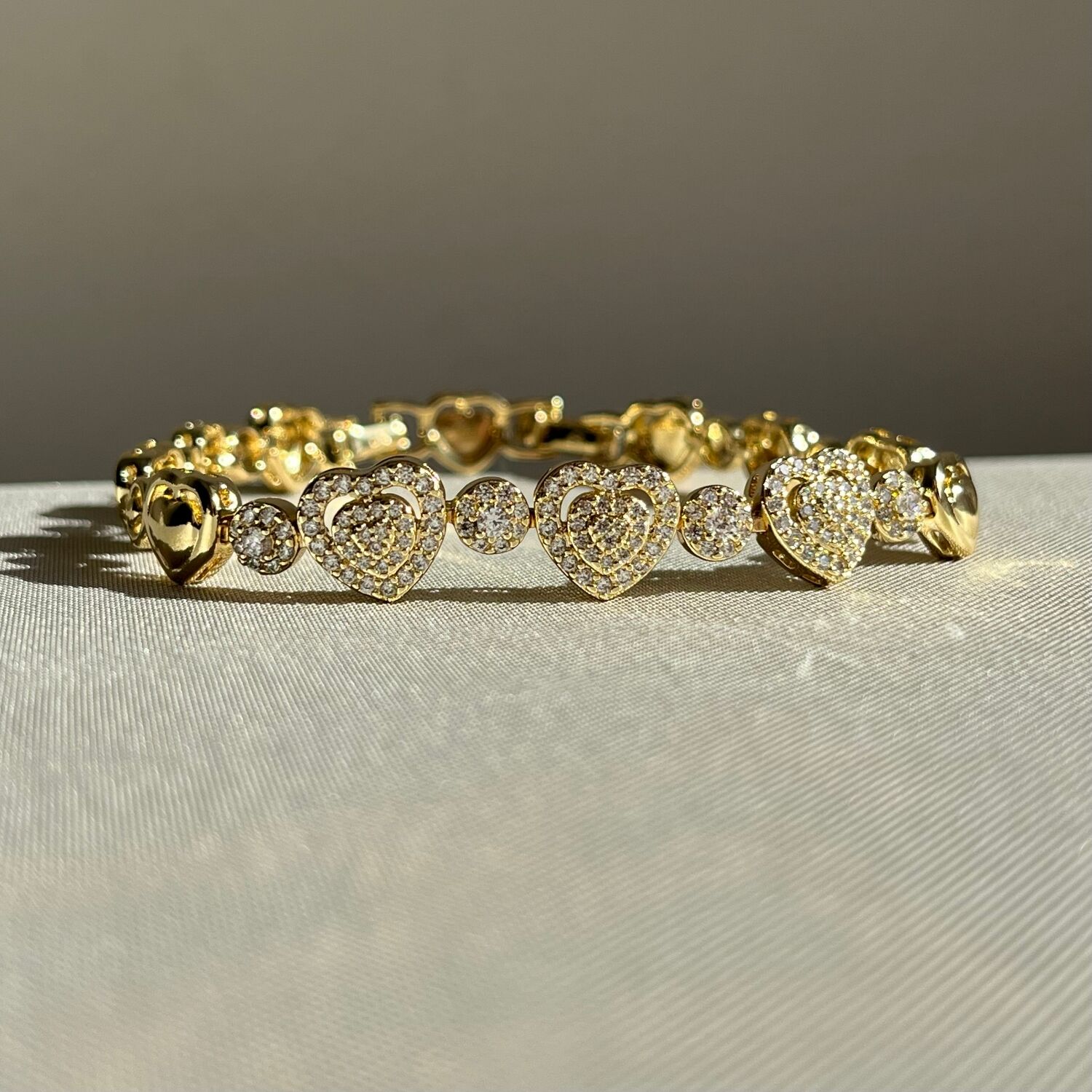 Pırlanta işçiliği kalp xuping bileklik